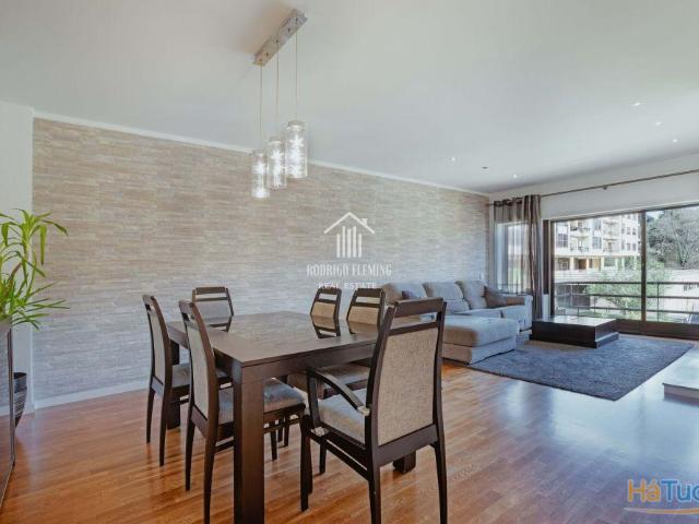 Apartamento T3 em Francelos, Totalmente renovado, em condomínio fechado com Jardim, Parque infantil, Piscina e Court de Ténis | 25053674985