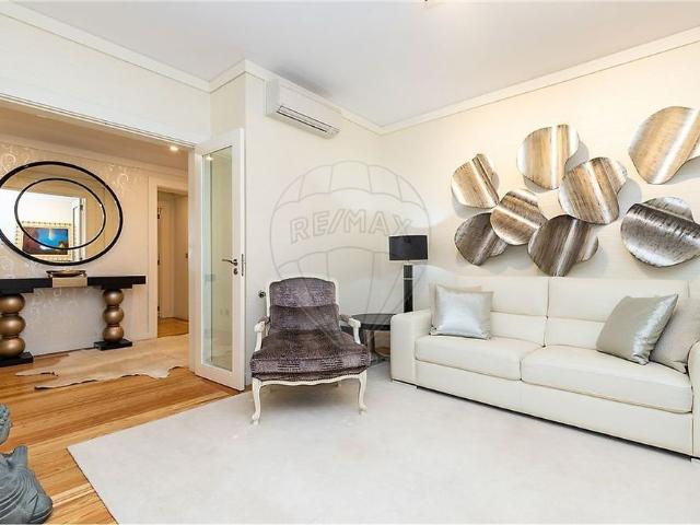 Apartamento T3 em Lisboa