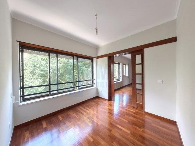 Apartamento T3 em Lisboa