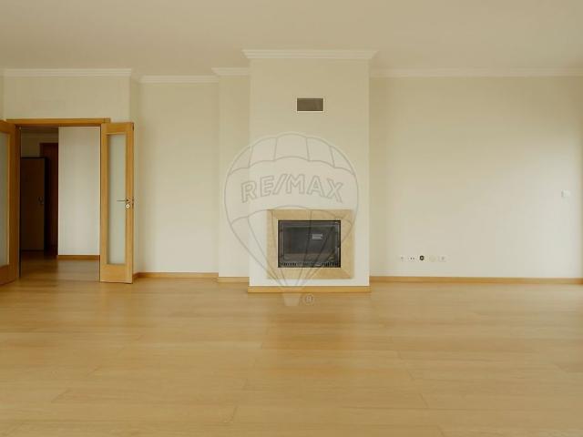 Apartamento T3 em Lisboa