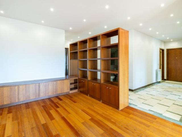 Apartamento T3 em Lisboa