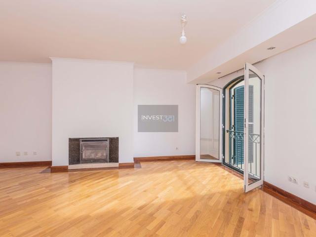 Apartamento T3 em Lisboa