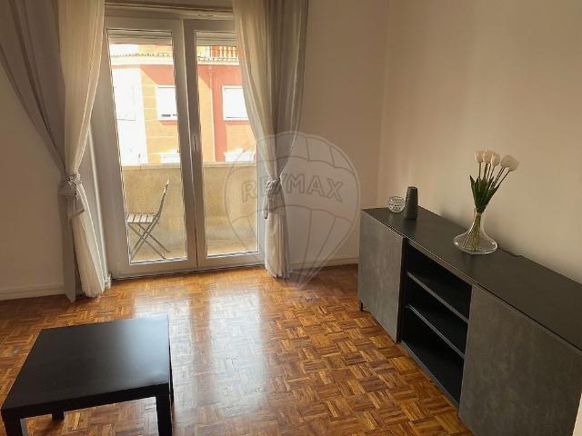 Apartamento T3 em Lisboa