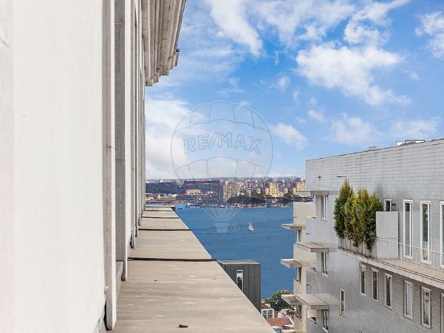 Apartamento T3 em Lisboa