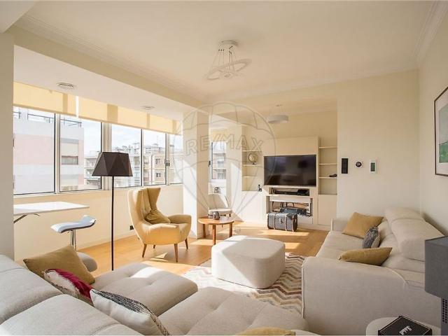 Apartamento T3 em Lisboa
