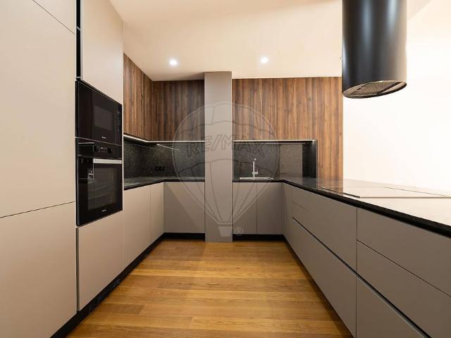 Apartamento T3 em Lisboa