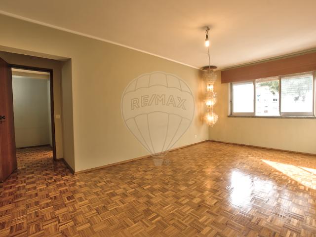 Apartamento T3 em Lisboa