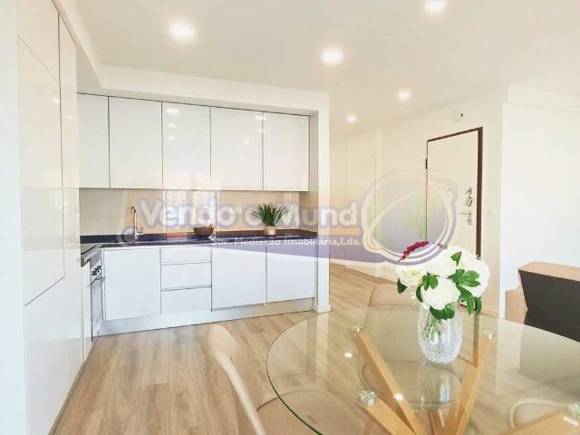 Apartamento T3 em Lisboa LXLX004