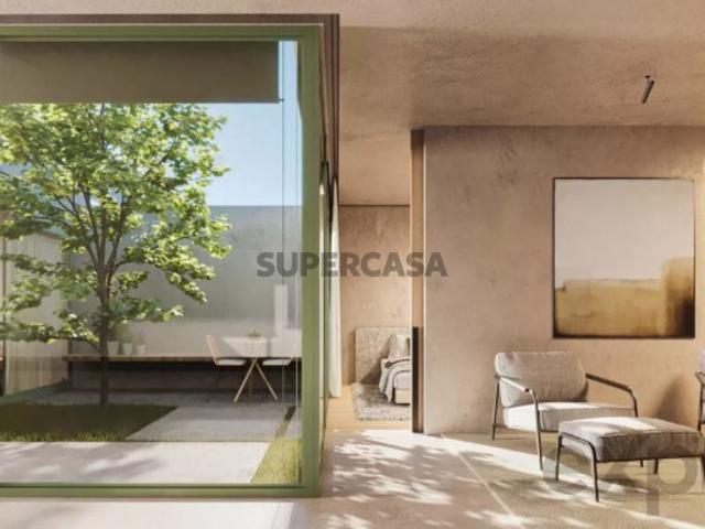 Apartamento T3 em Lordelo do Ouro e Massarelos