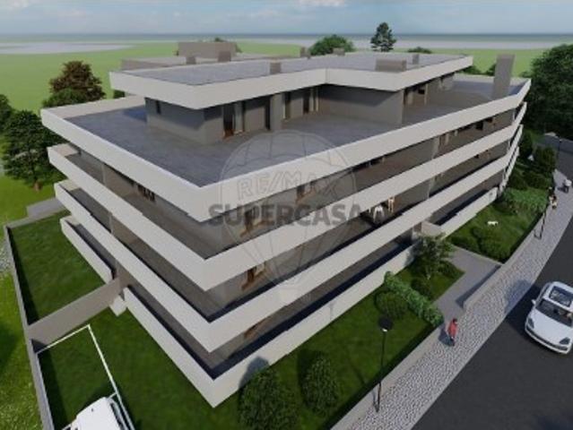 Apartamento T3 em Loureiro