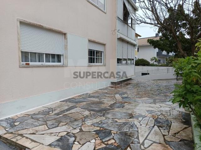 Apartamento T3 em Loures