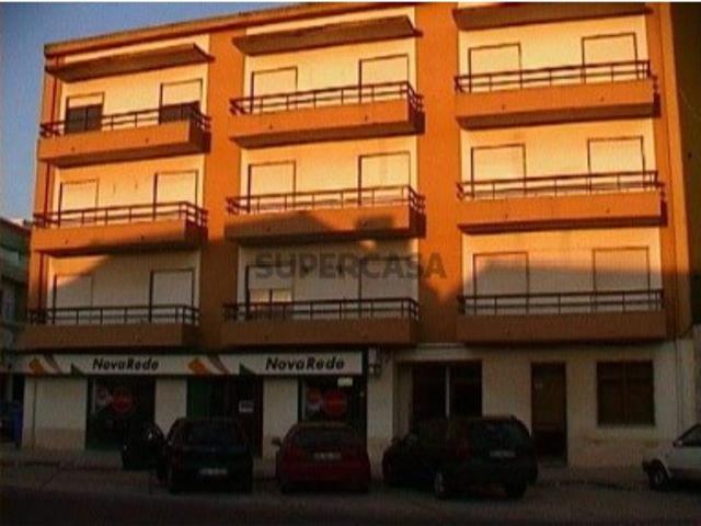 Apartamento T3 em Lourinhã e Atalaia