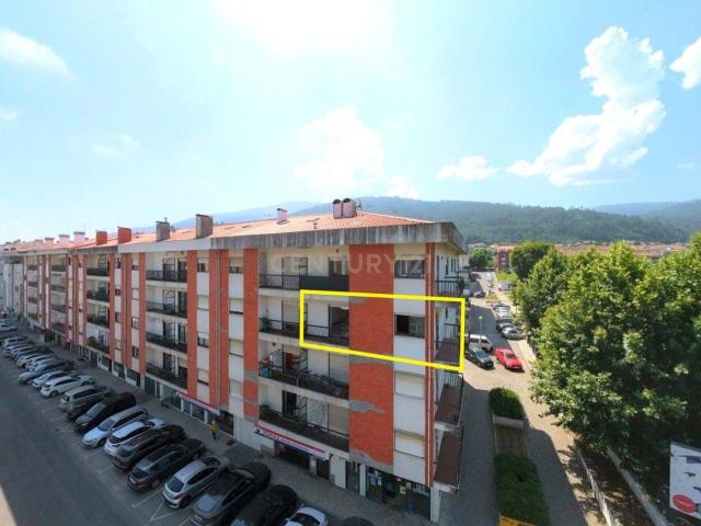Apartamento T3 em Lousã