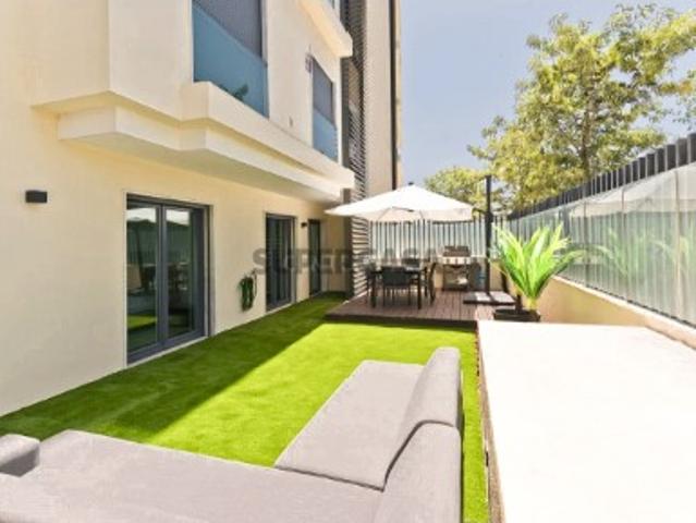 Apartamento T3 em Lumiar