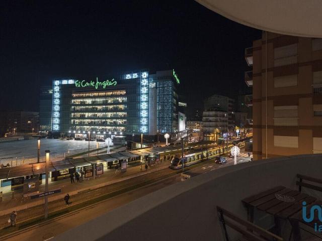 Apartamento T3 em Mafamude e Vilar do Paraíso de 104,00 m² 104m² Vila nova de gaia santa marinha