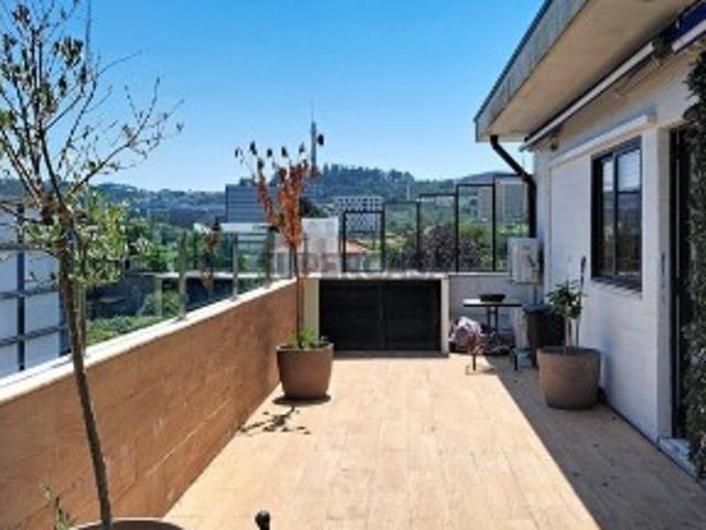 Apartamento T3 em Mafamude e Vilar do Paraíso de 115 m²