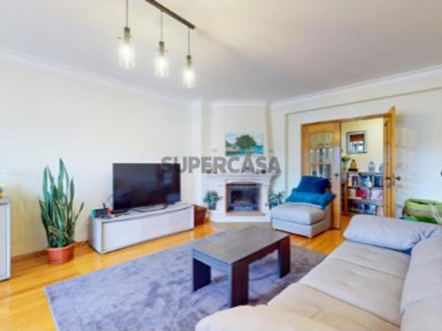 Apartamento T3 em Malveira e São Miguel de Alcainça