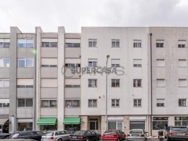 Apartamento T3 em Maximinos, Sé e Cividade