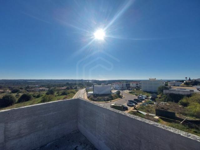 Apartamento T3 em Mexilhoeira Grande, a 20 minutos de Lagos, Algarve