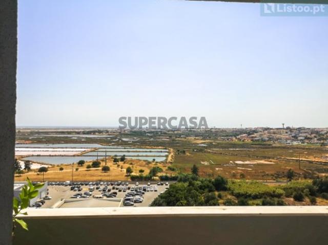 Apartamento T3 em Montenegro