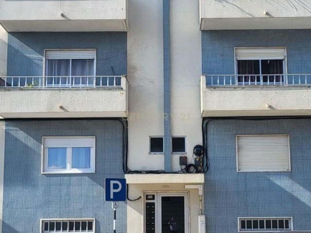 Apartamento T3 em Montijo com 152m² e 2 casas de banho