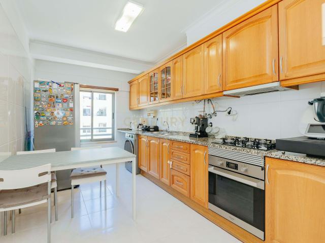 Apartamento T3 em Montijo, Setúbal Excelente Localização