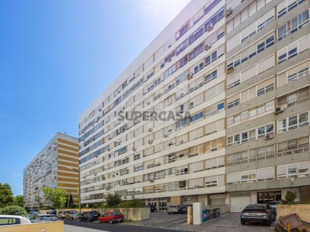 Apartamento em Moscavide e Portela