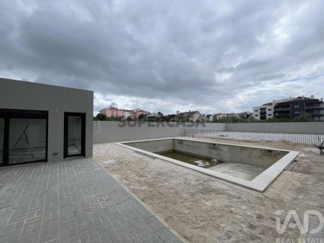 Apartamento T3 em Nossa Senhora de Fátima de 143,00 m²