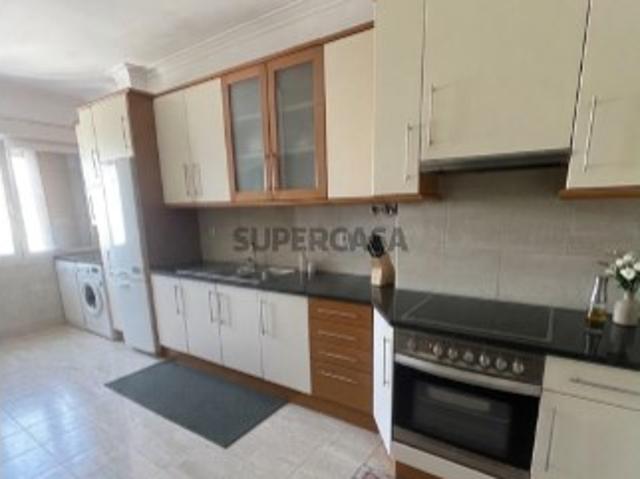 Apartamento T3 em Odivelas