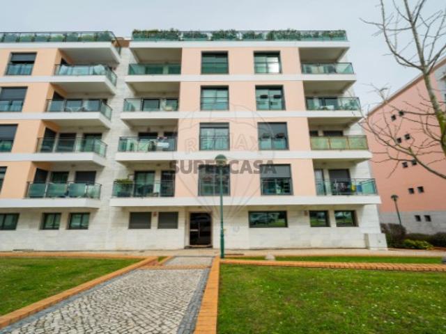 Apartamento T3 em Oeiras e São Julião da Barra, Paço de Arcos e Caxias