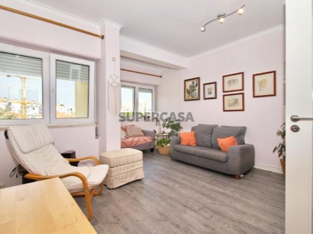 Apartamento T3 em Oeiras e São Julião da Barra, Paço de Arcos e Caxias