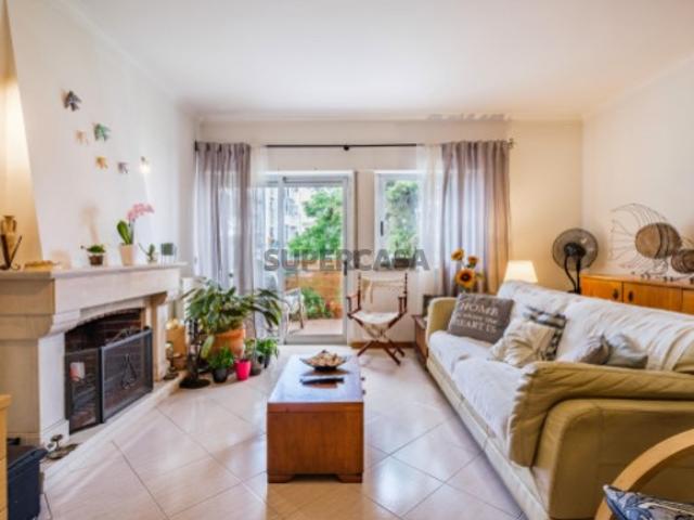 Apartamento T3 em Oeiras e São Julião da Barra, Paço de Arcos e Caxias
