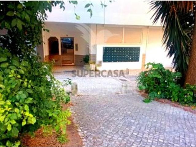 Apartamento T3 em Olivais