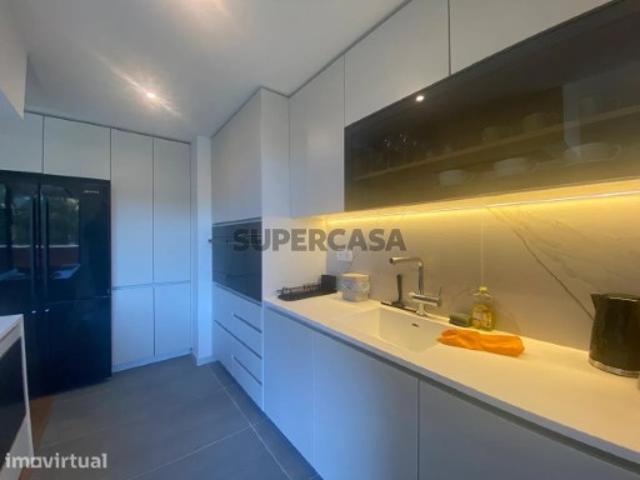 Apartamento T3 em Oliveira do Douro