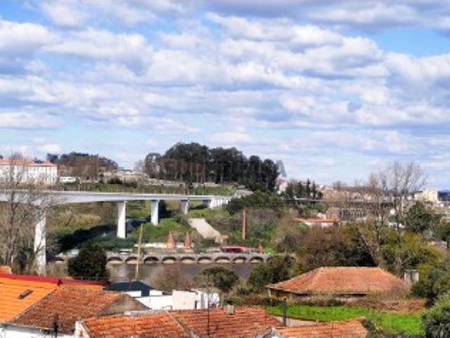 Apartamento T3 em Oliveira do Douro