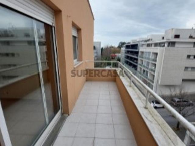 Apartamento T3 em Oliveira, São Paio e São Sebastião