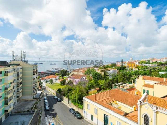 Apartamento T3 em Penha de França