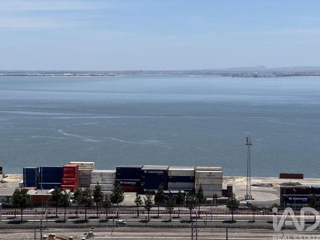Apartamento T3 em Penha de França de 75,00 m²