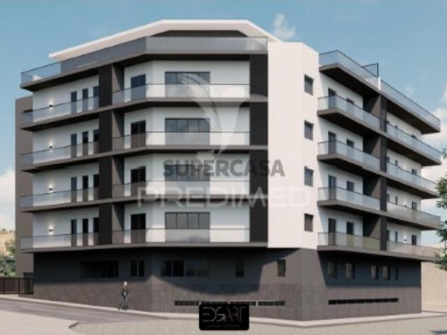 Apartamento T3 em Peso da Régua e Godim