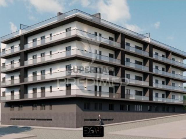 Apartamento T3 em Peso da Régua e Godim