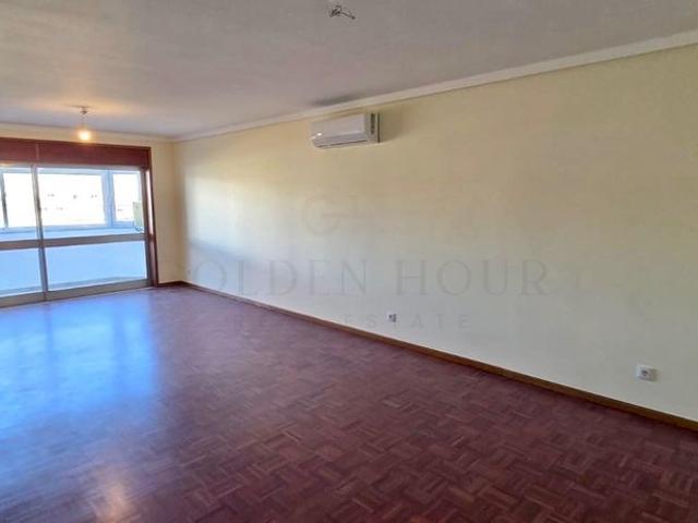Apartamento T3 em Porto