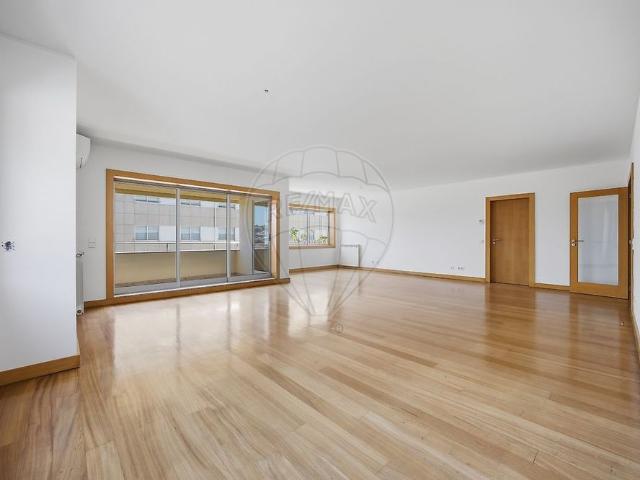 Apartamento T3 em Porto