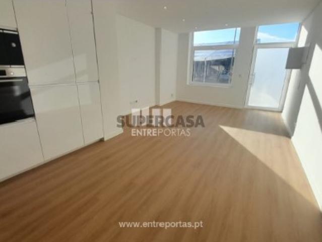 Apartamento T3 em Póvoa de Varzim