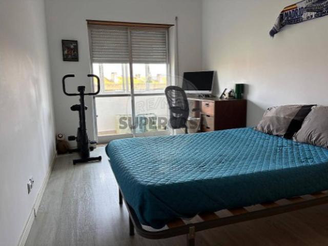 Apartamento T3 em Póvoa de Santa Iria e Forte da Casa