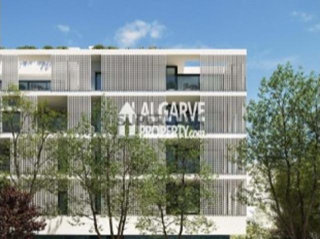 Apartamento T3 em Quarteira