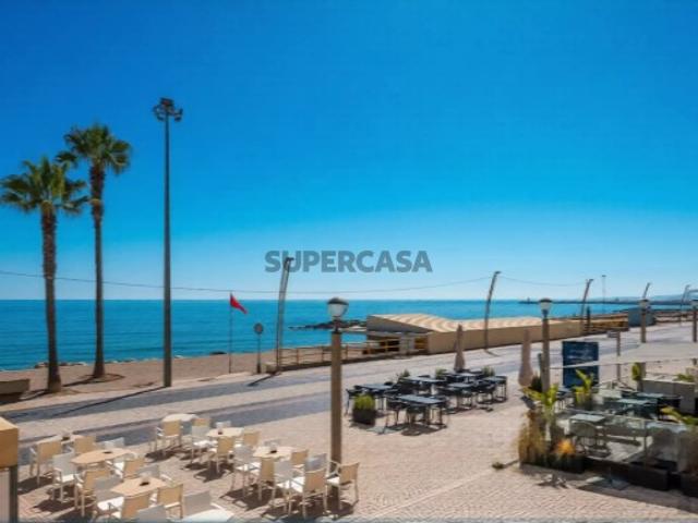 Apartamento T3 em Quarteira