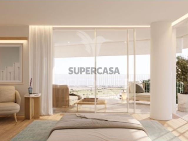 Apartamento T3 em Quarteira