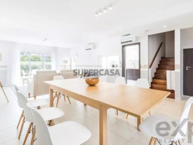 Moradia T3 em Quarteira