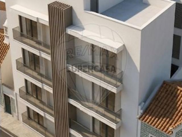 Apartamento T3 em Quarteira