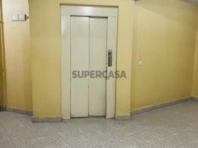 Apartamento T3 em Queluz